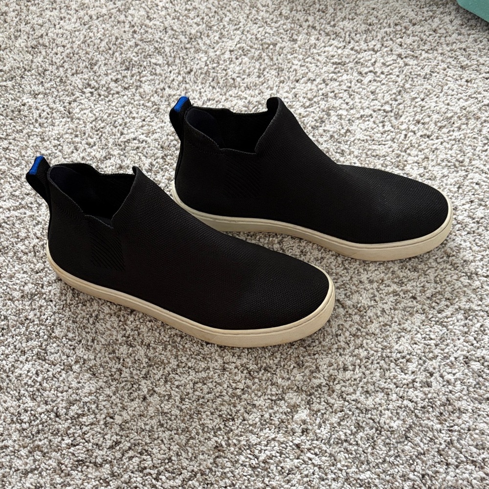 Rothy’s size 9 Black Slip-On Knit Sneaker Boots